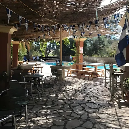 Casa de hóspedes Kitchenette Pool 8 3*